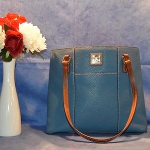 Dooney &Bourke Small Lexington Shopper 004